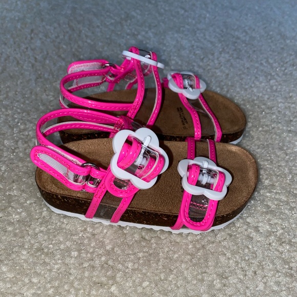 🚫SOLD🚫 - Picture 4 of 8